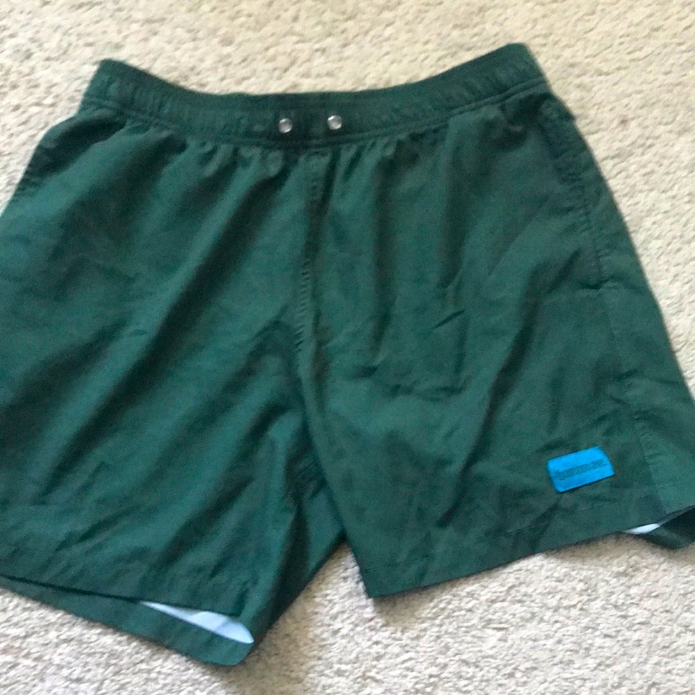 Green Summer Shorts Size Medium